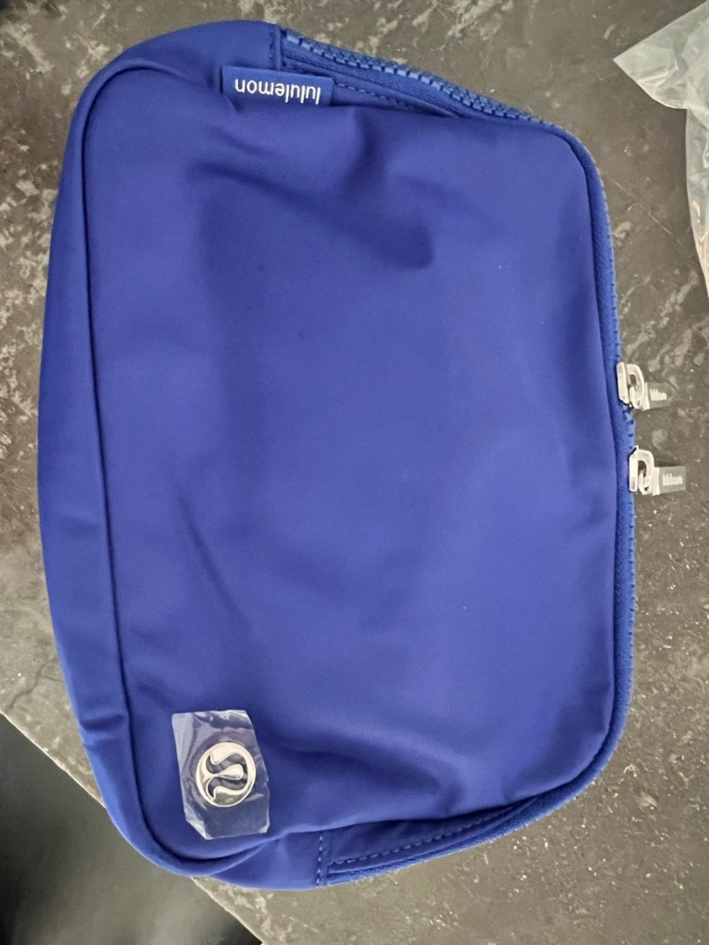 NWT 💙 Lululemon athletica Riverside Blue Silver Large 2 L Belt Bag